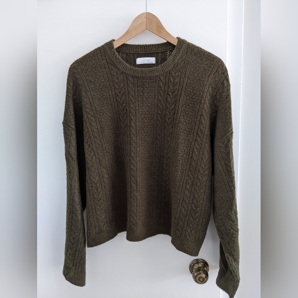 Oak + Fort medium cropped sweater